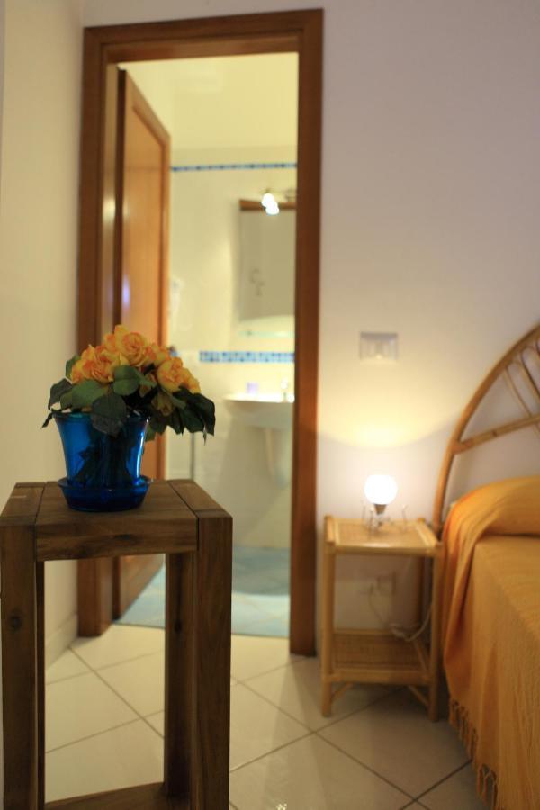 Residence Tamarea Tonnara di Bonagia Bagian luar foto