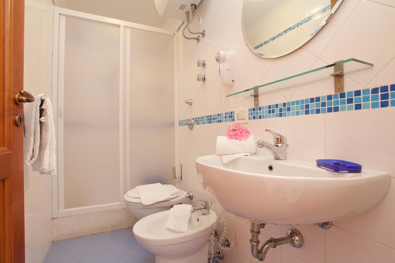 Residence Tamarea Tonnara di Bonagia Bagian luar foto
