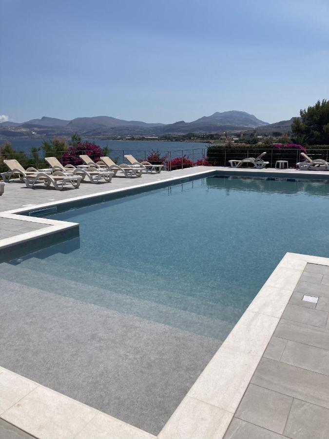 Residence Tamarea Tonnara di Bonagia Bagian luar foto