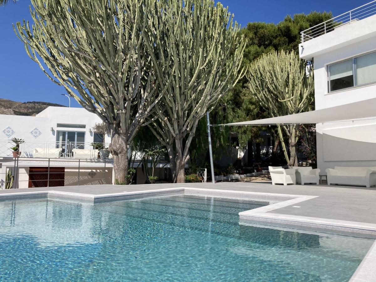 Residence Tamarea Tonnara di Bonagia Bagian luar foto
